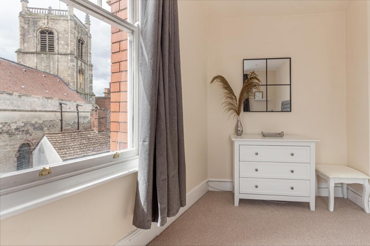 Guest Homes - Trinity Apartment Worcester Exteriör bild