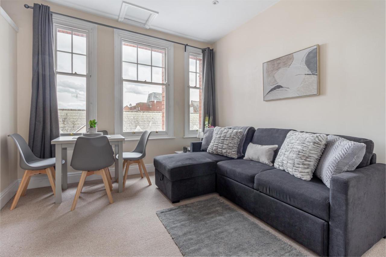 Guest Homes - Trinity Apartment Worcester Exteriör bild